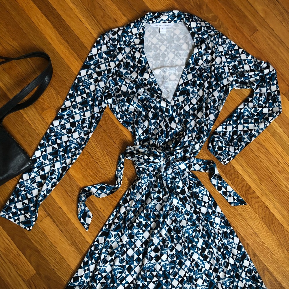 DVF New Jeanne Two Wrap Silk Dress Size 4 - Picture 6 of 7